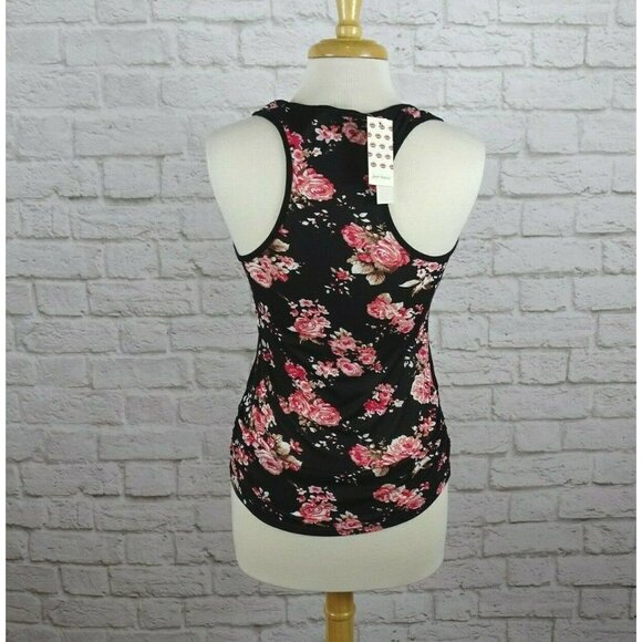 💰3/$25 NWT Free Kisses Tank Top Graphic Floral "Love Your #Selfie"  M - Picture 5 of 12